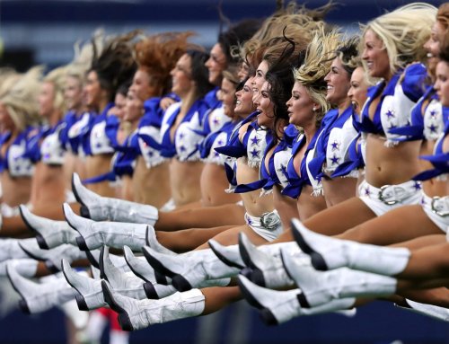 Look: Best Dallas Cowboys Cheerleaders Swimsuit Photos