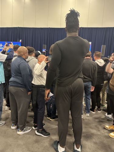 Georgia Star Goes Viral For Towering Size At NFL Combine