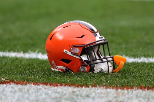 NFL World Reacts To Browns Quarterback Trade News