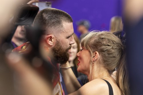 Everyone Loves Travis Kelce's Decision On Prenup With Taylor Swift