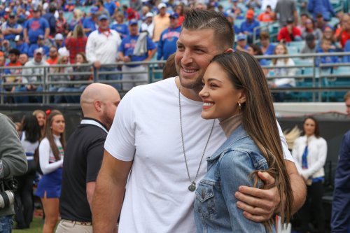 Tim Tebow's Wife Asks Everyone For Prayers