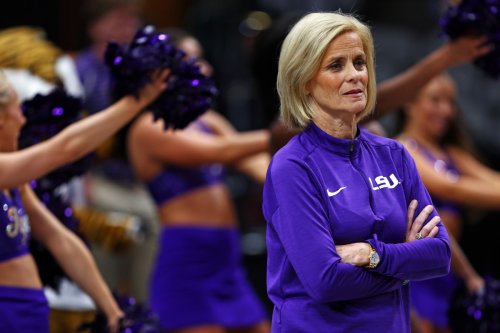 Look: Kim Mulkey's Reaction To Landing Hailey Van Lith Is Going Viral ...