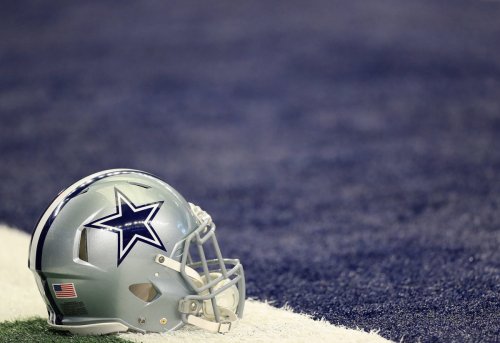 Dallas Cowboys Reportedly Decide On Starting QB For Steelers Game