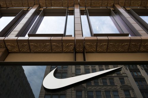 Sports World Reacts To Nike's Controversial Decision Monday