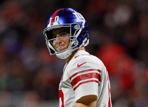 NFL World Reacts To The Eli Manning Photo