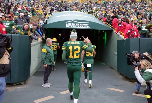 Jets Star Clarifies Tweet About Potential Aaron Rodgers Trade