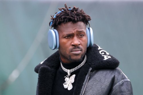 Antonio Brown Couldn't Play In Saturday's Arena League Game Because He Failed To Do 1 Thing