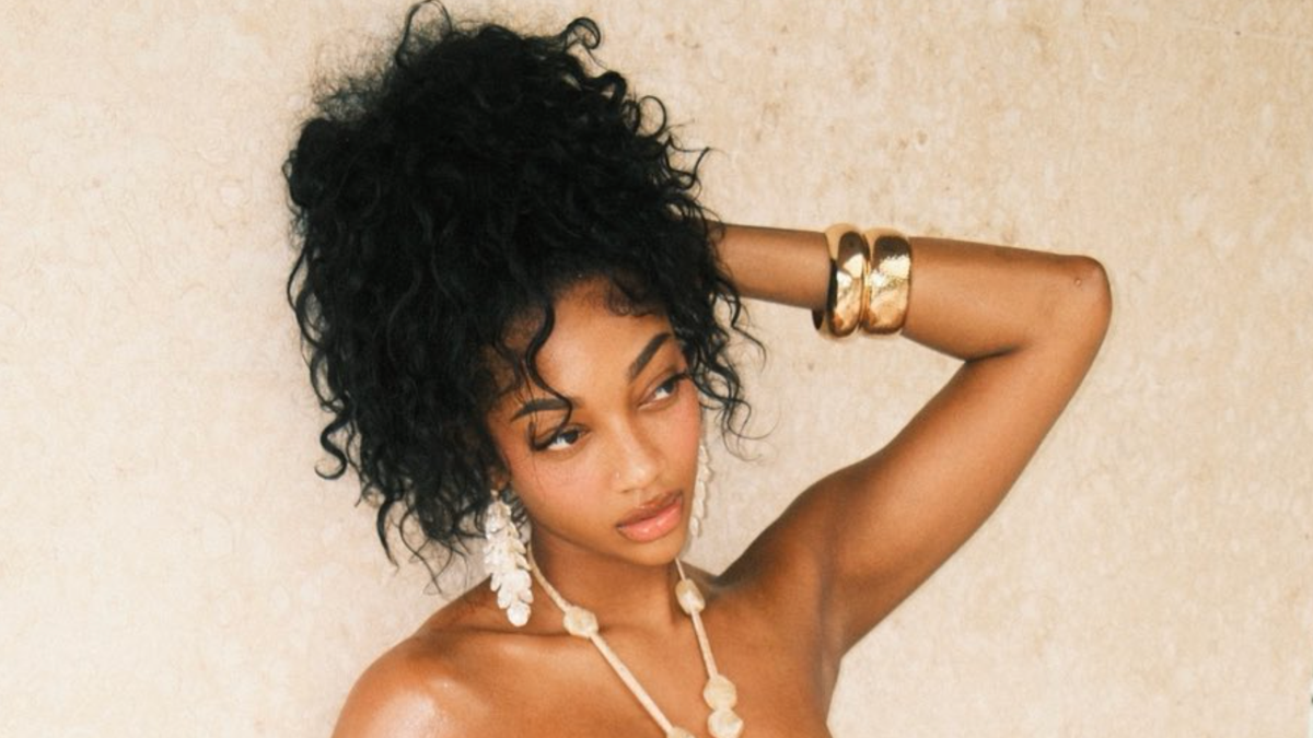 Angel Reese Grabs Attention With Jaw-Dropping Swimsuit Photo Angel Reese Grabs Attention With Jaw-Dropping Swimsuit Photo