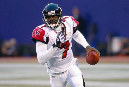 NFL World Reacts To The Troubling Michael Vick News