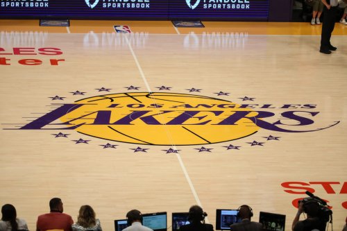 Report Names 3 Finalists For Lakers Coaching Job