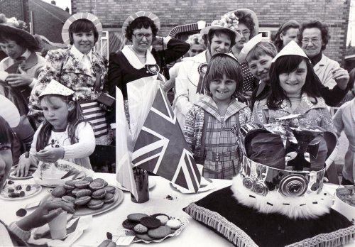 Sheffield history: 9 pictures looking back to the Queen's Diamond Jubilee and her visit to South Yorkshire