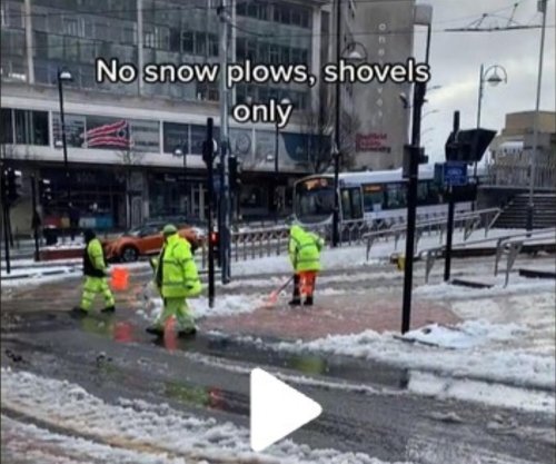 Canadian's TikTok video about how Sheffield dealt with heavy snowfall goes viral