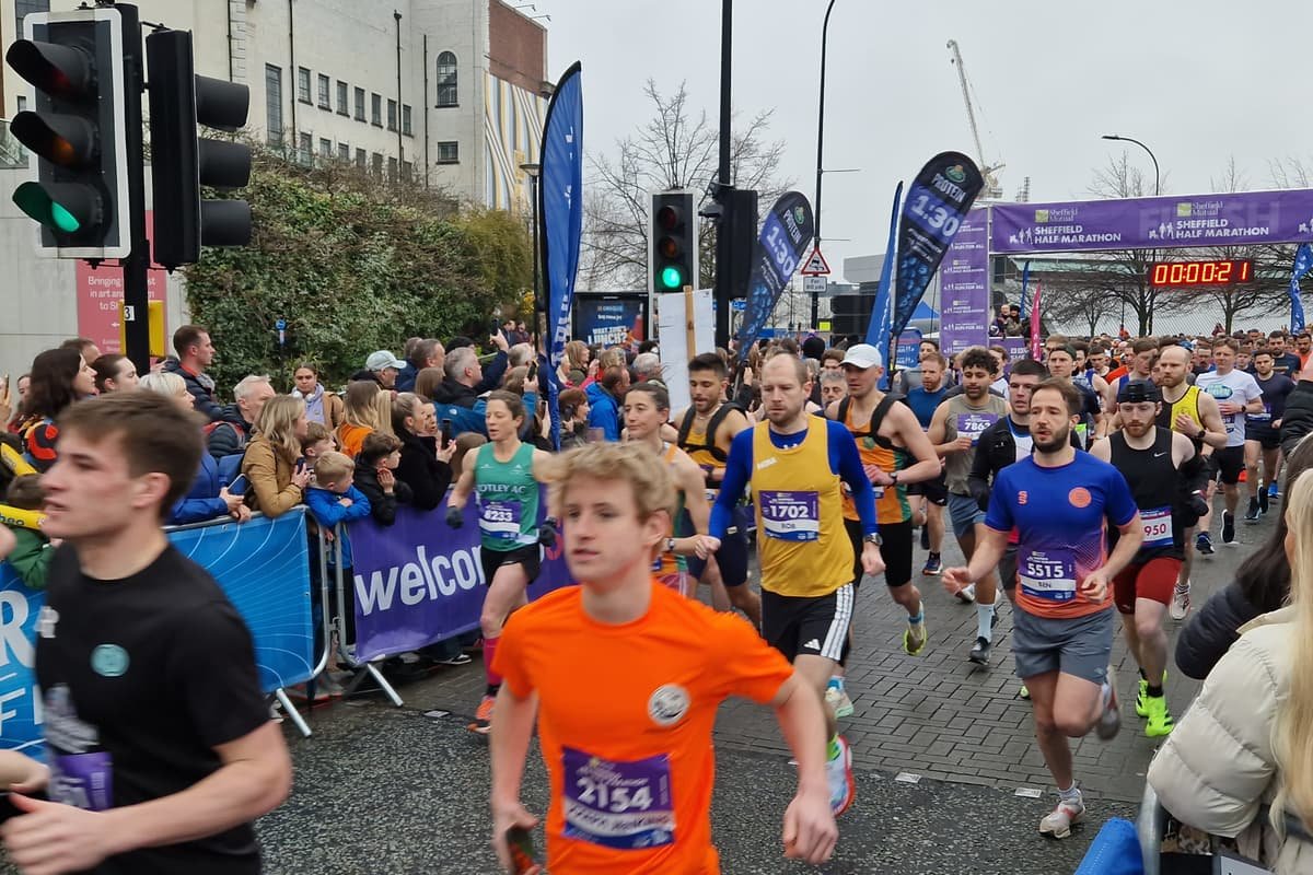 Watch: Video shows excitement as Sheffield half marathon gets underway