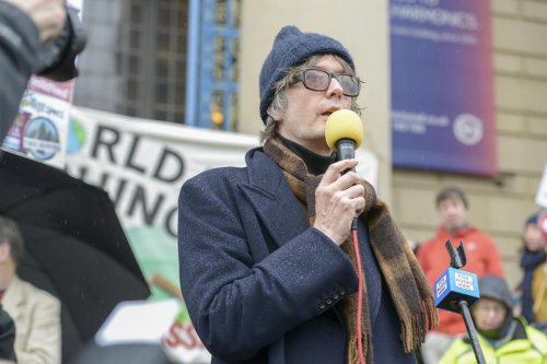 Pulp: Sheffield music legend Jarvis Cocker tells of sadness over Fargate, and confirms its link to famous song