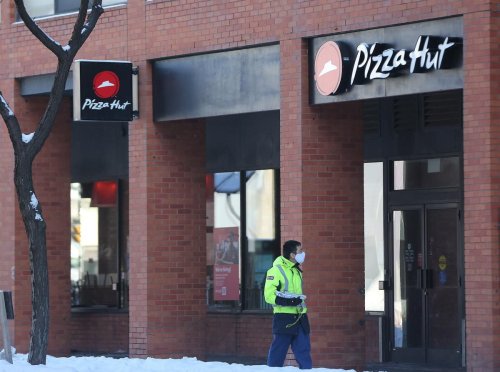 Pizza Hut faces $150 million class action over alleged misclassification of delivery drivers