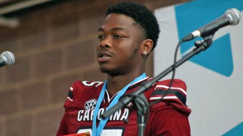 Freshman defender tore ACL in South Carolina’s latest scrimmage, Shane Beamer says
