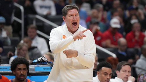 What Clemson coach Brad Brownell said about the refs after NCAA Sweet 16 win
