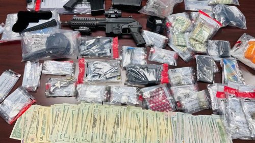 Drugs Guns And Thousands In Cash Seized During Bust At Sc Home Deputies Say Flipboard