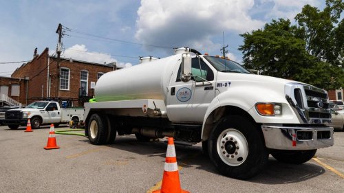 Lexington poop-pumping truck will move on as busted sewer pipe agreement is reached