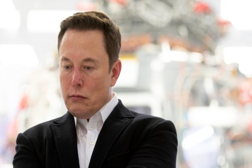 8 in 10 Twitter accounts fake, claims top security expert, as Musk laughs