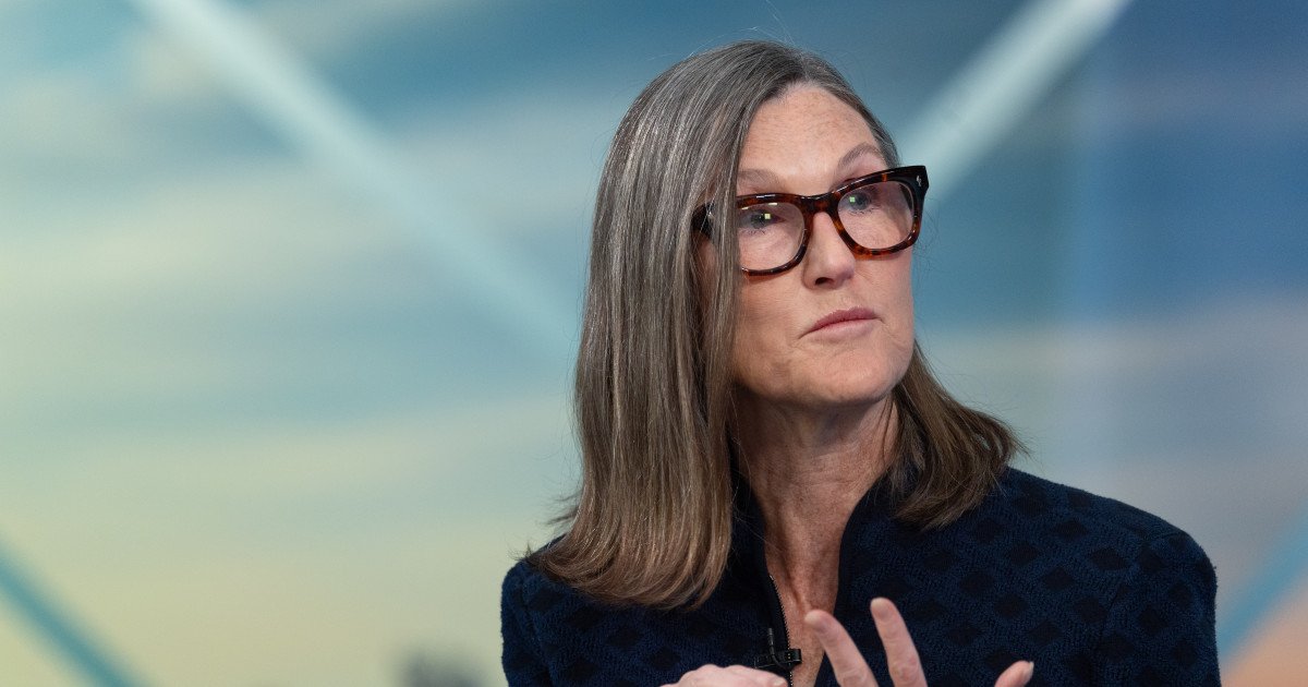 Cathie Woods buys $13.4 million of tumbling tech stock