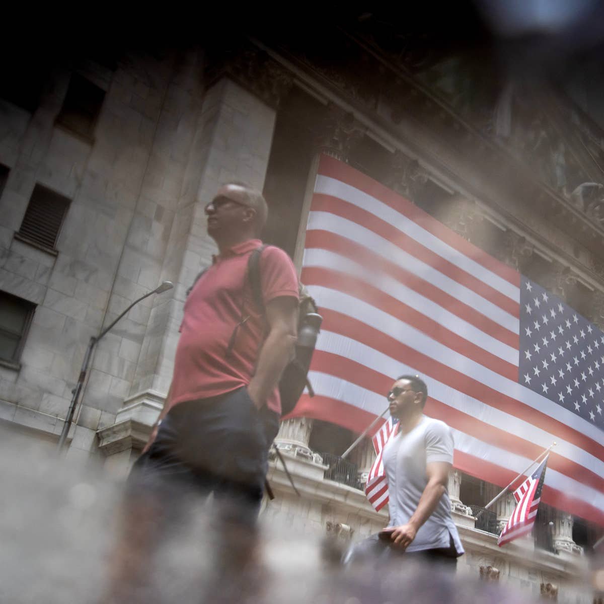 Billionaire hedge fund manager warns of global recession under one specific condition