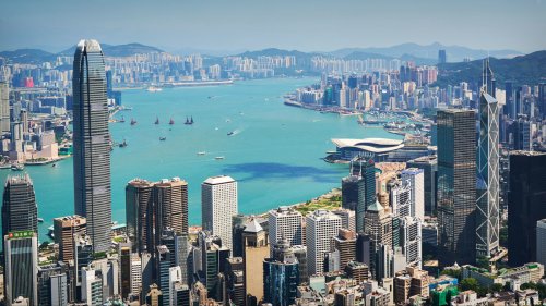 Hong Kong Plans to Fly in 500,000 Tourists for Free