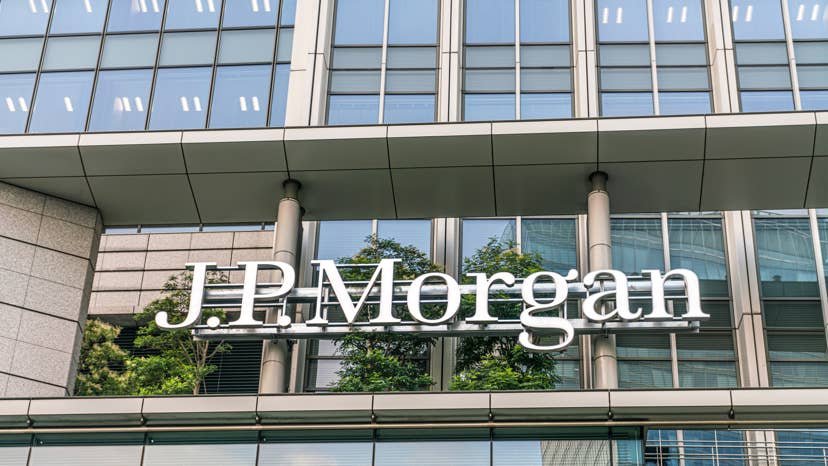JPMorgan issues fresh warning for corporate giant's dollar reserves