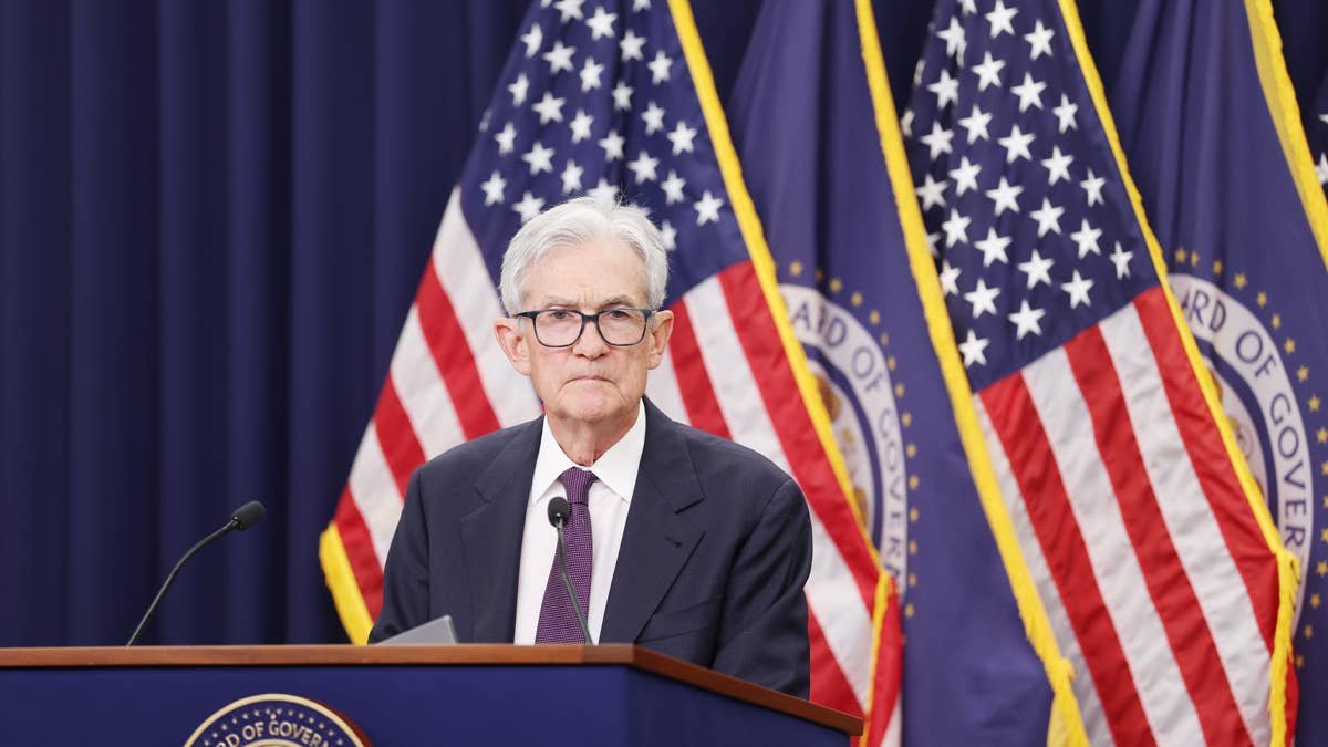 Louis Navellier sends message as markets stumble, bond rates surge