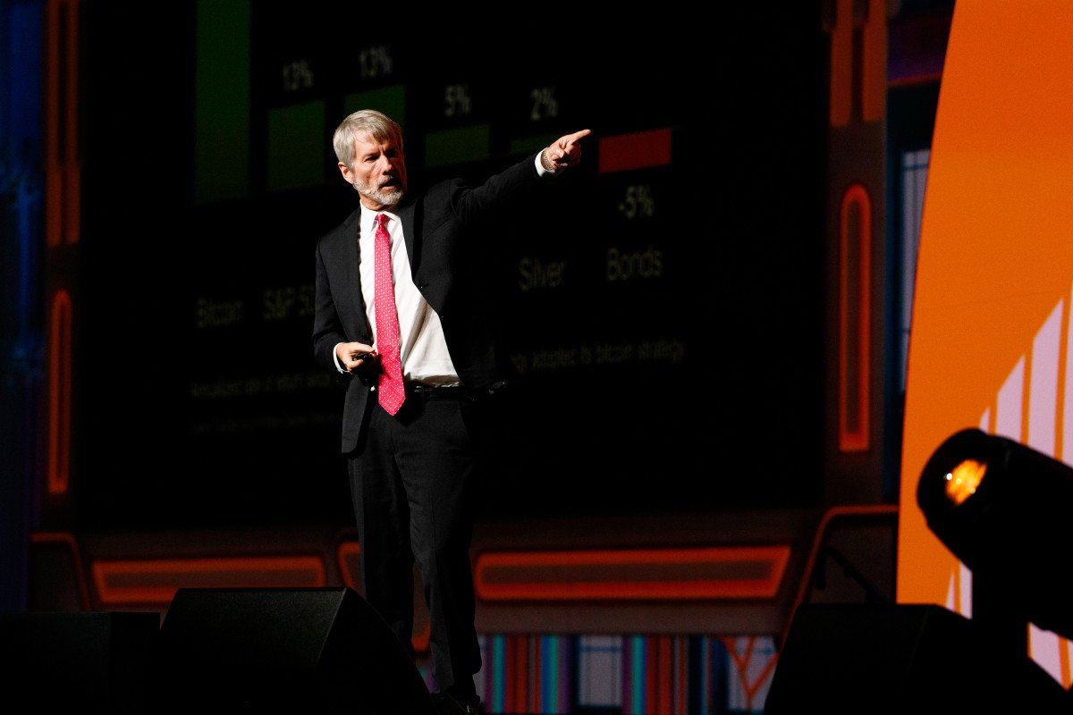 Economist compares Michael Saylor to 'conman' Bankman-Fried