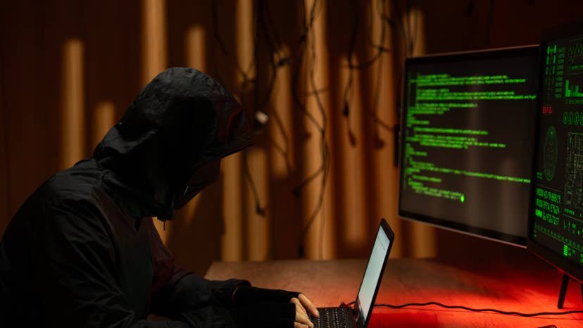 Microsoft warns new malware turns copy-paste against you