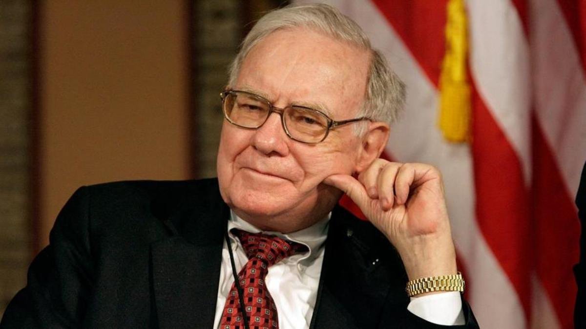 Warren Buffett offers $350B rescue plan amid market uncertainty