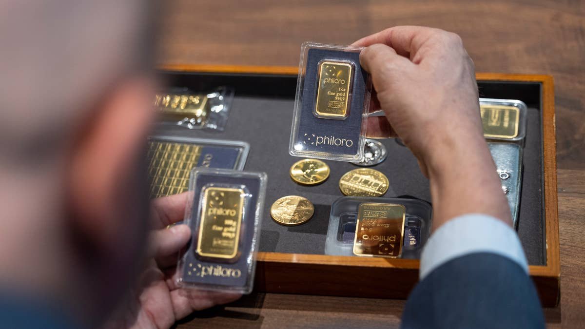 Robert Kiyosaki flips his gold stance after weeks of waiting