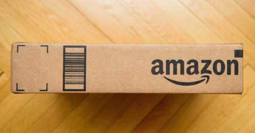 Amazon is selling a $200 portable charger for only $35, and shoppers say 'it will last a week'
