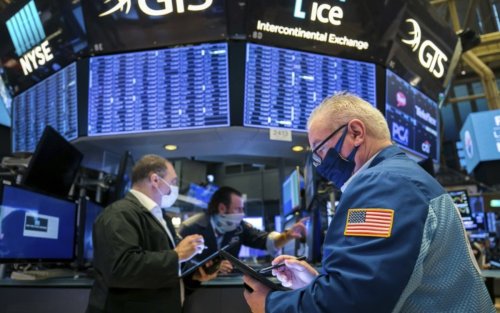 Stocks Slide but Wall Street Wraps Up a Big November