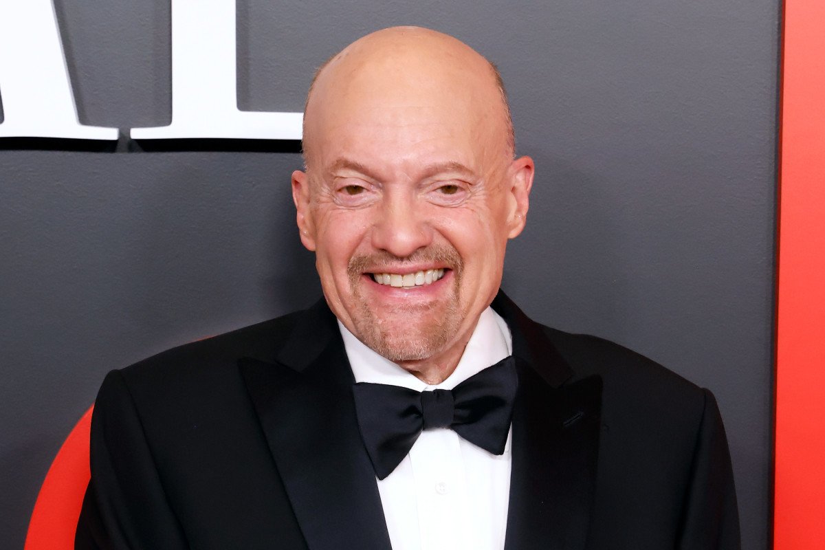 Jim Cramer sends strong message amid US government shutdown