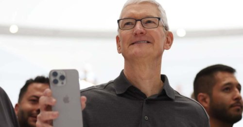 Apple makes surprising move amid high China tariffs