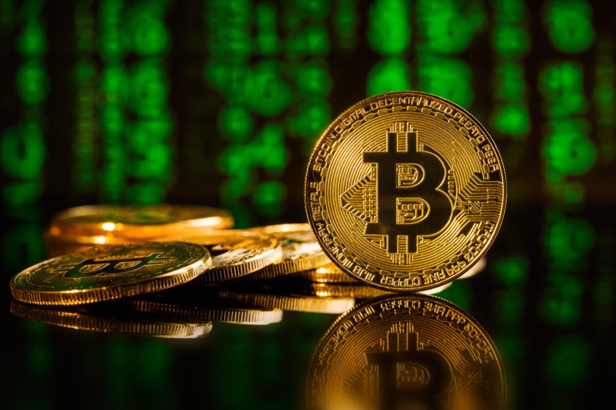 Analyst warns recession concerns are stalling Bitcoin's recovery