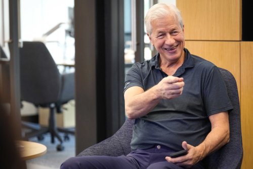 JPMorgan to allow clients to buy Bitcoin, CEO says