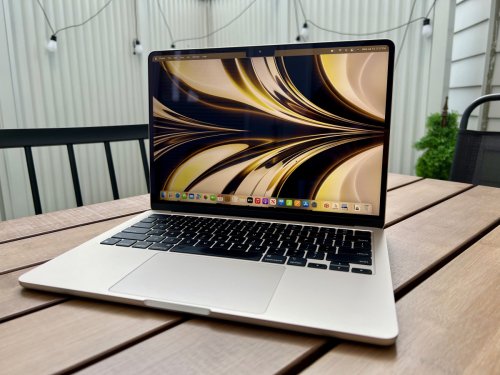 Apple’s M2 and M1 MacBook Airs Are at the Lowest Prices We've Seen
