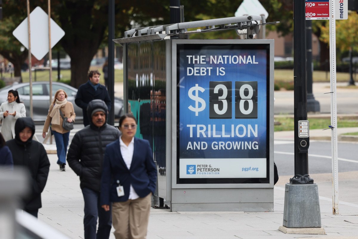 US national debt surges to $38 trillion as Iran war shadows FOMC decision