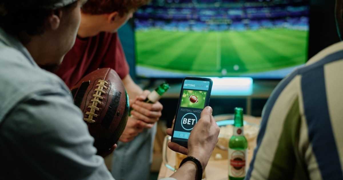 Gambling Apps DraftKings and FanDuel Are In Trouble As Prediction Markets Make Bold Move Into Sports