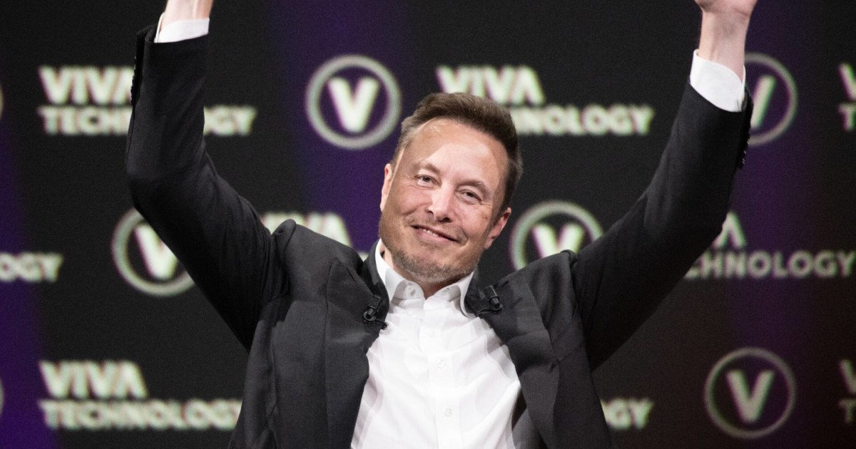 Elon Musk just made things uncomfortable for Paypal and Cash App