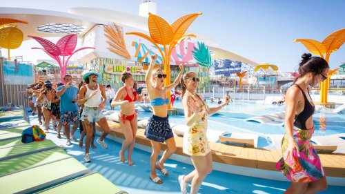 I’m a travel editor who’s been on 50 cruises – this is the best ship for cruise virgins and the one that’s dirt cheap