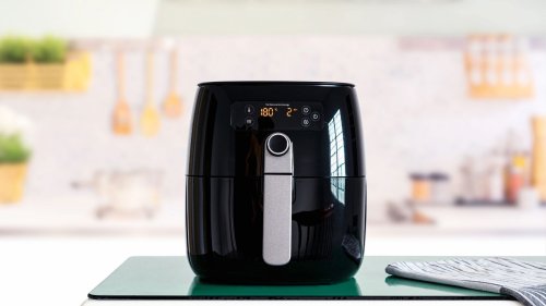 I’m a food fan and here’s the five mistakes you’re making with your air fryer & why your food isn’t coming out right