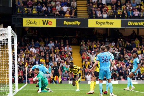 Magpies left to rue missed chances, as Hornets get hard-earned draw