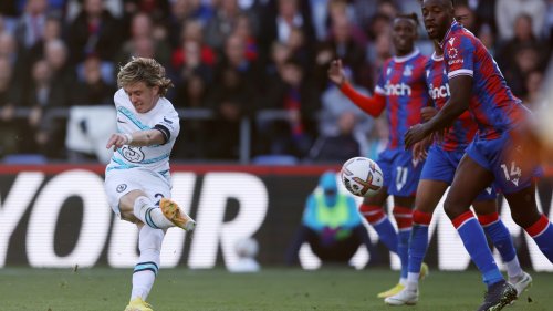 Crystal Palace 1-2 Chelsea LIVE SCORE: Gallagher scores screamer against former side to win it for Blues – updates