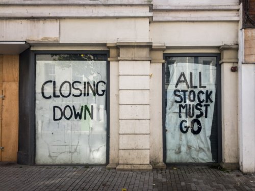 Big retail chain with over 200 stores to shut shop this weekend as it launches closing down sale