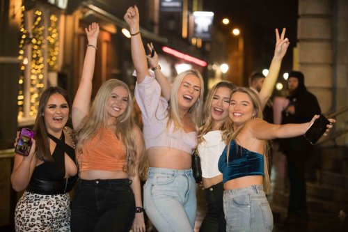 Revellers hit Welsh towns as nightclubs reopen & Covid curbs lifted