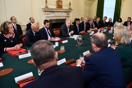 Boris Johnson hints he plans early general election with 'half-time pep talk'